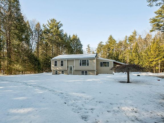 2nd image of 24 Pine Meadow Drive