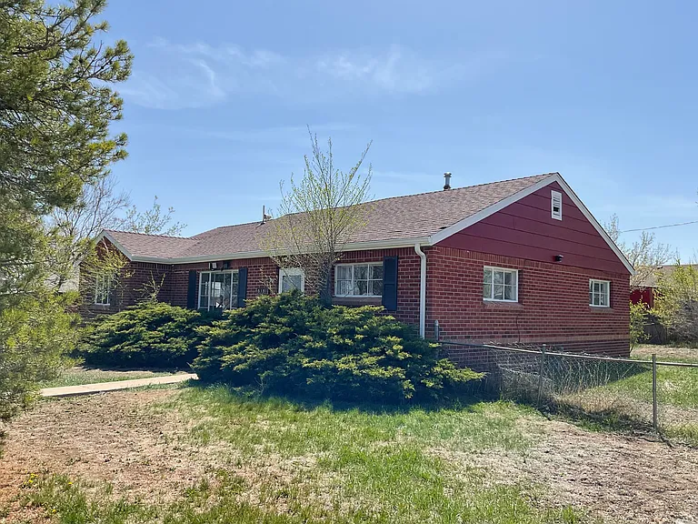 9191 Gail Ct — Photo 2
