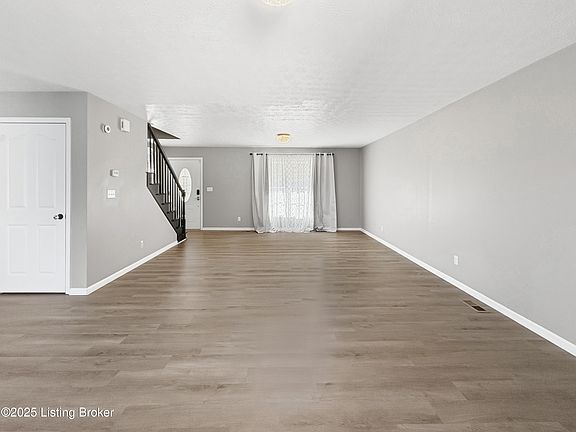 5th image of 6703 North Dr