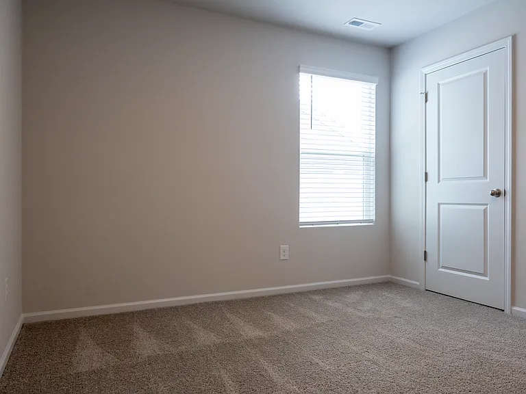 5308 Meagan Ln NE — Photo 22