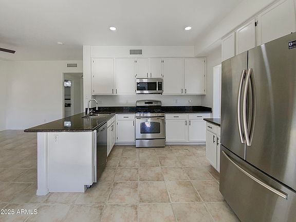 2nd image of 6805 W HARRISON Street
