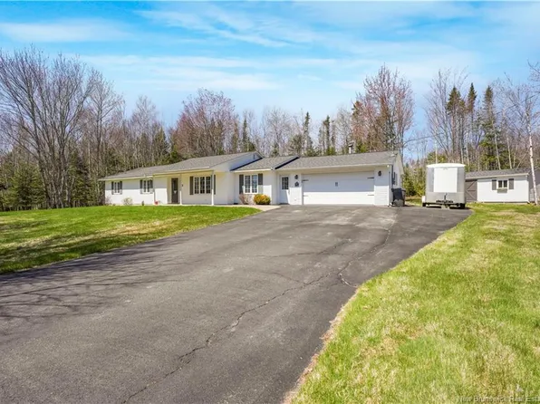 9 Katie Ave, Douglas, NB E3G 7Z8