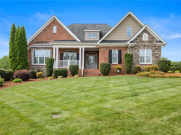 182 Carrington Ln, Winston Salem, NC 27127