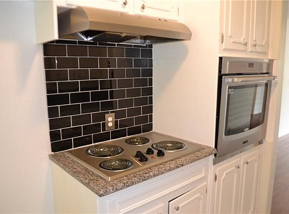 4th image of 1205 Trailwood Dr