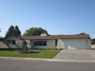 1212 W 21st Ave, Kennewick, WA 99337