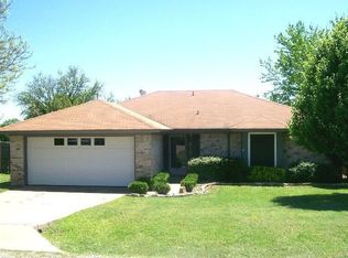 615 Nimmo Ct, Granbury, TX 76048
