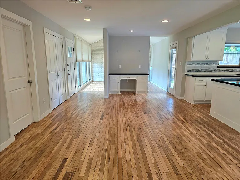 1763 Maux Dr — Photo 9