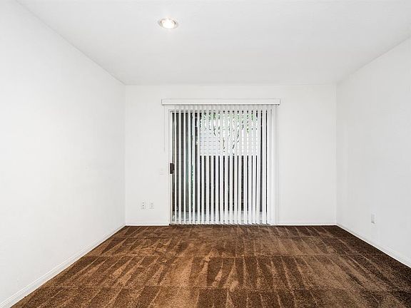 5th image of 1860 White Oak Dr APT 212
