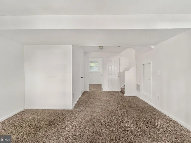 6219 Bella Dr — Photo 18