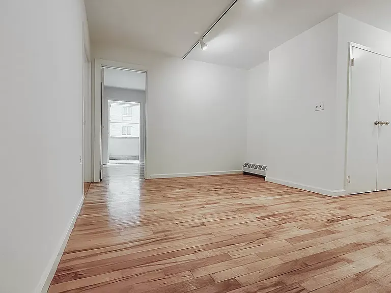 49 Ludlow St #7D — Photo 3