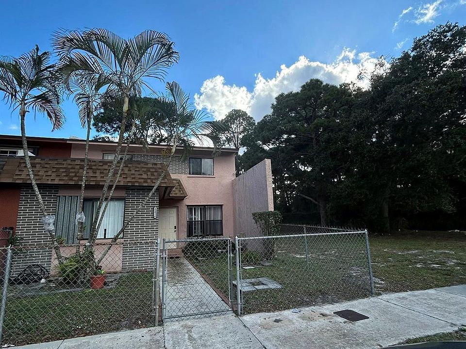 1st image of 21016 NW 39th Avenue