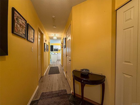 3rd image of 650 Island Hwy S #104A