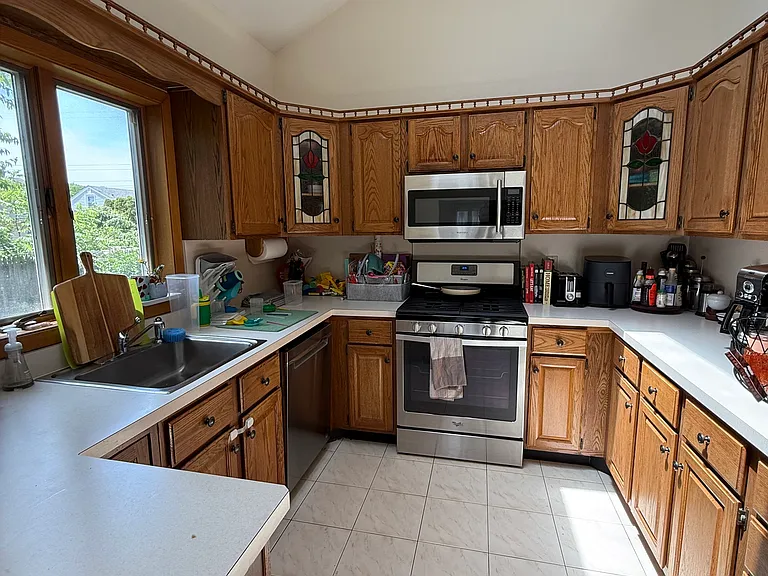 9 Linden Pl — Photo 14