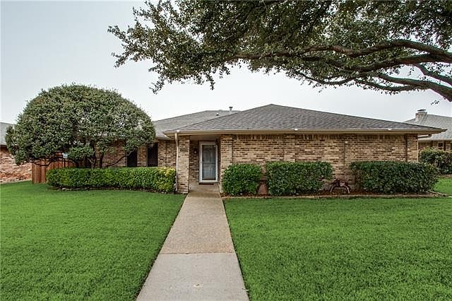 1st image of 3909 Vista Woods Cir