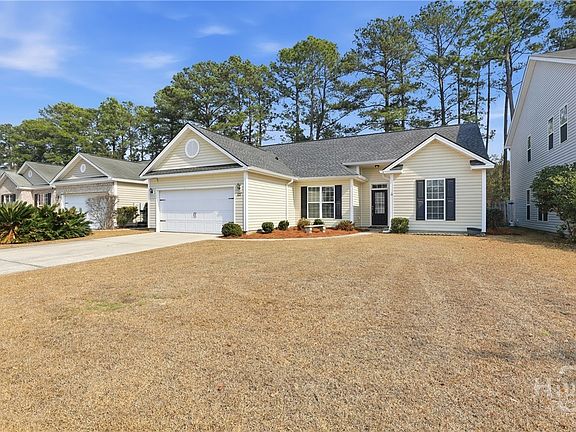 3rd image of 127 Pine View Crossing