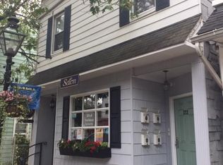 372 Farnsworth Ave APT 3A, Bordentown, NJ 08505