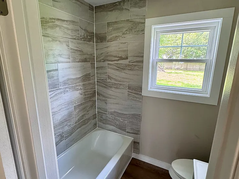 209 Lucille St #209 — Photo 9