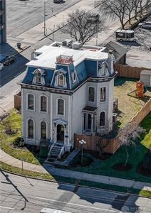 208 W Monument Ave, Dayton, OH 45402