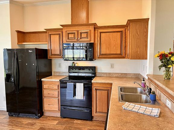 3rd image of 6850 SE Morningside Dr #B01034