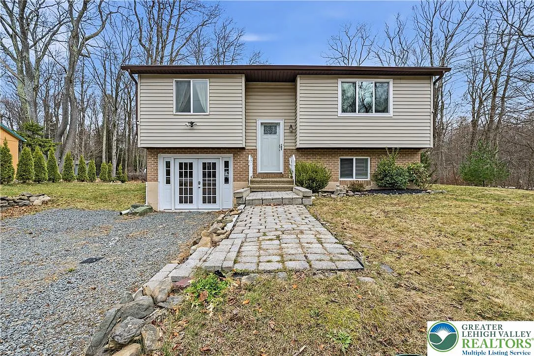 603 Forest Dr photo 1
