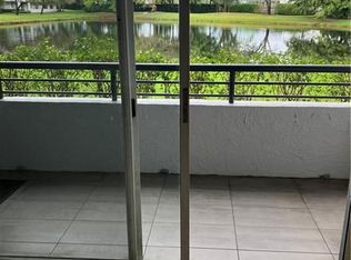 901 Lyons Rd APT 1104, Pompano Beach, FL 33063