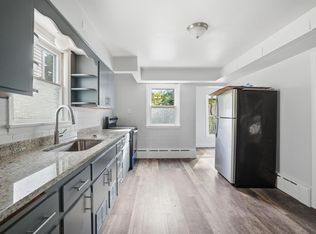 1017 East Pearson STREET, Milwaukee, WI