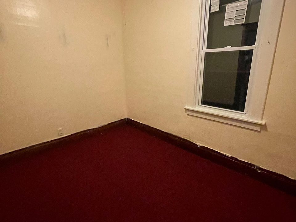 1st image of 30 Reo Ave Floor 2