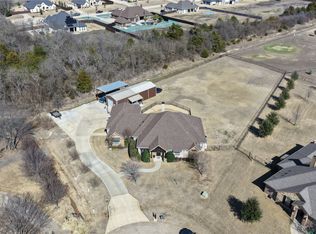 210 Walker Ct N, Waxahachie, TX 75167