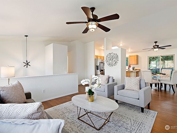 5th image of 7310 53rd Street NE