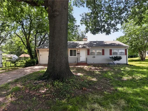 6901 E 113th Ter, Kansas City, MO 64134