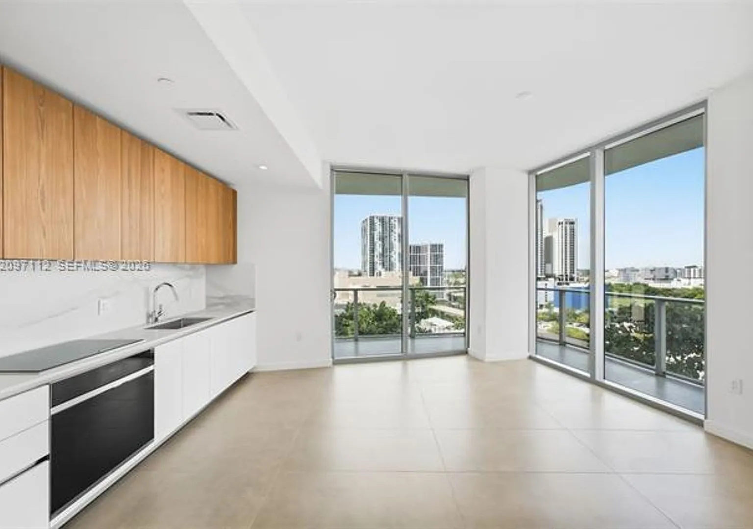 1400 Biscayne Blvd cu-1407, Miami, FL 33132 — Photo 1