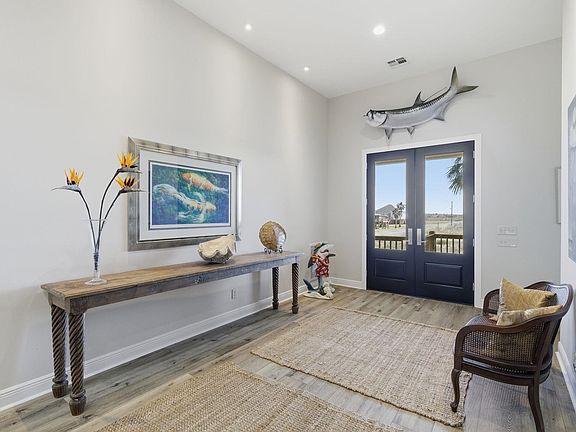 3rd image of 133 Pelican Ln