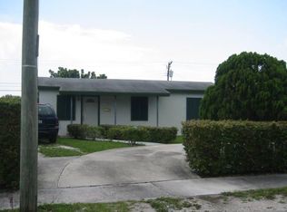 3921 E 9th Ln, Hialeah, FL 33013