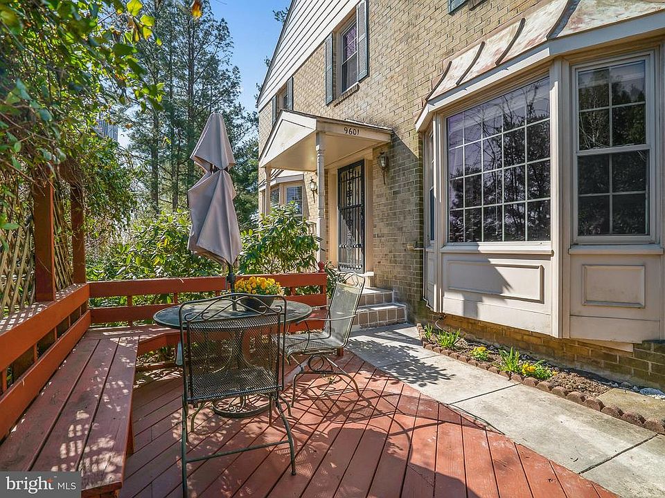 Front of Home with Deck and Bay Window