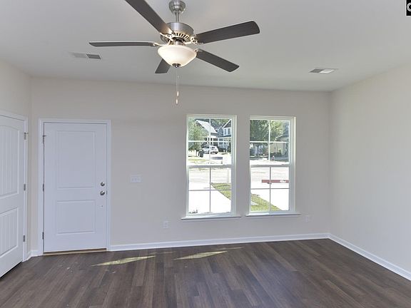 3rd image of 203 Northwood St