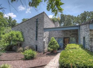 128 Forest Dr, Carl Junction, MO 64834
