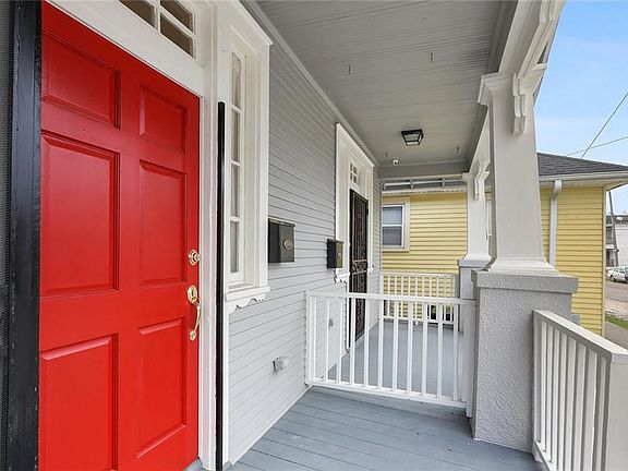 3rd image of 626-28 S Solomon St