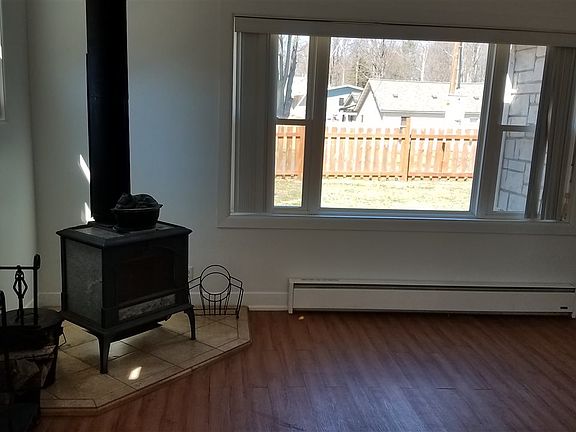 3rd image of 1180 Woodridge Ave #381
