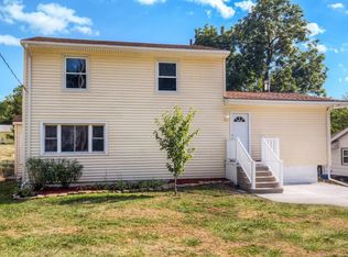 241 E Wall Ave, Des Moines, IA 50315