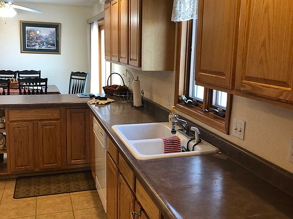 Kitchen Counterspace