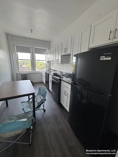 1820 Commonwealth Ave Photo 1