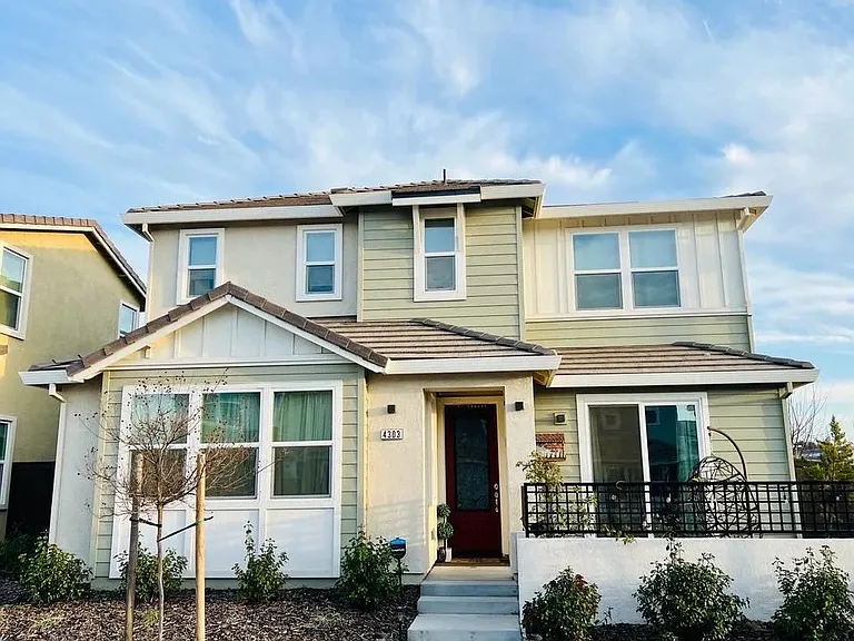 4303 Reecer Dr — Photo 1