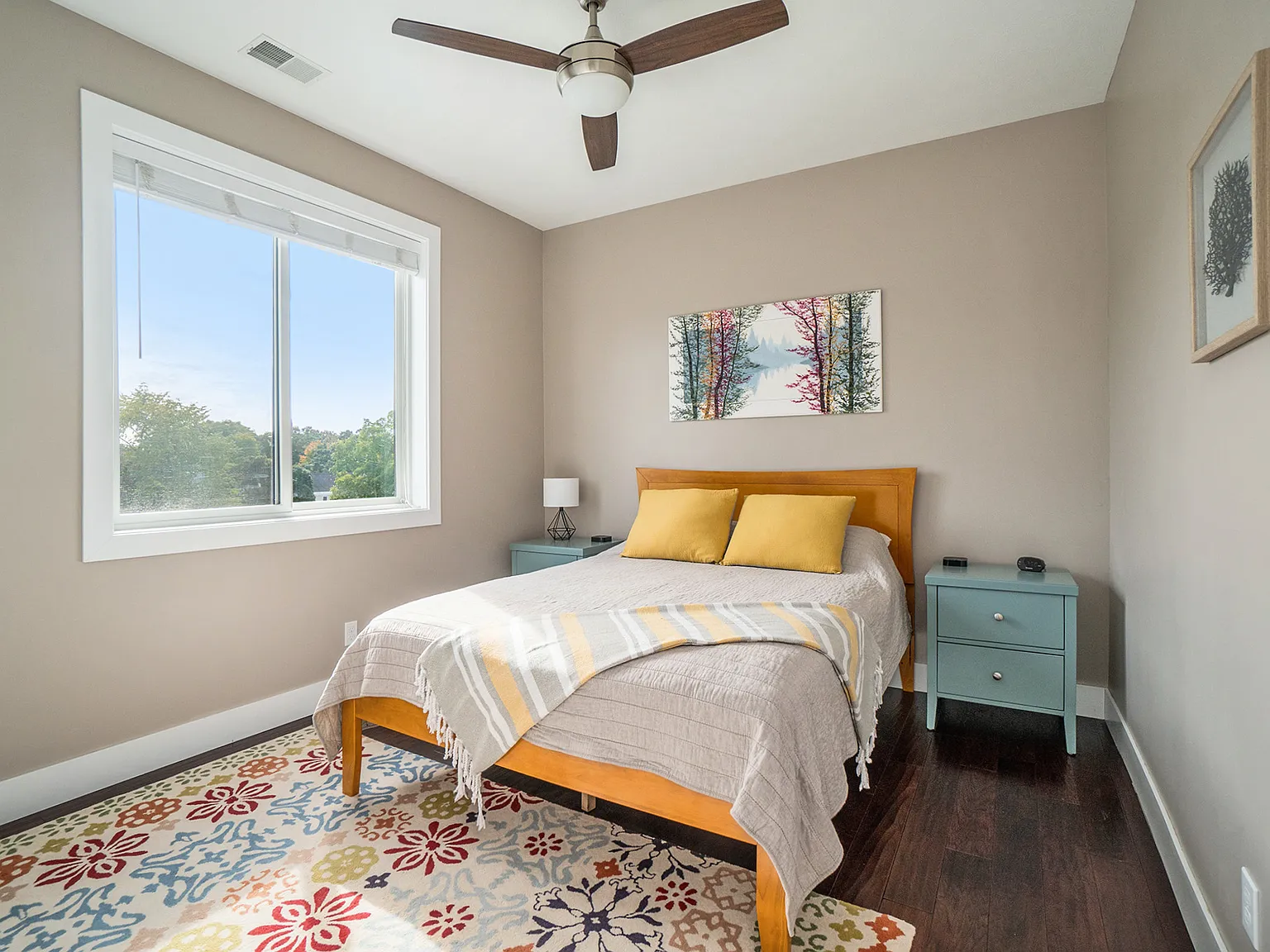 2 bed, 892 sqft, $2,500 — Photo 3