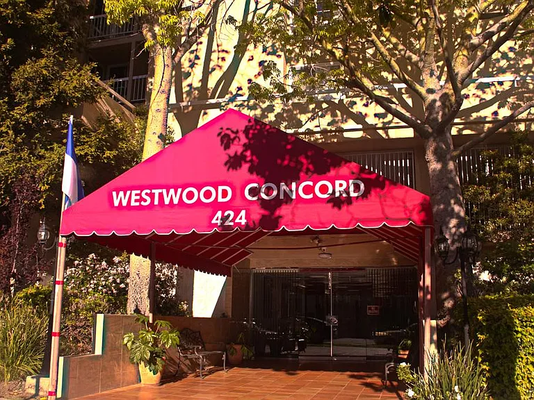 Westwood Concord — Photo 2