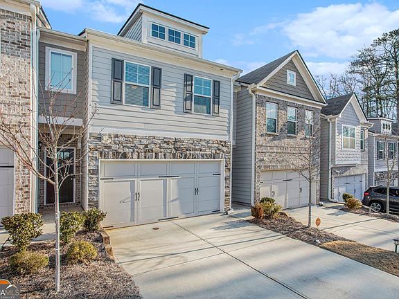 2nd image of 2414 Fitts Dr
