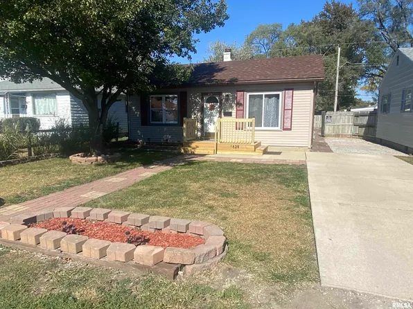 1829 E Watch Ave, Springfield, IL 62702