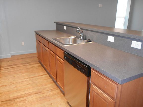 4th image of 1509-1513 N High St #F