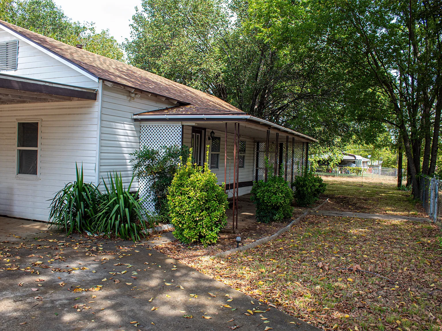 2 bed, 1160 sqft, $1,425 — Photo 4