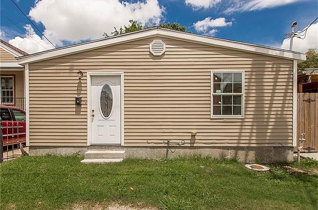 1st image of 513 Soniat St