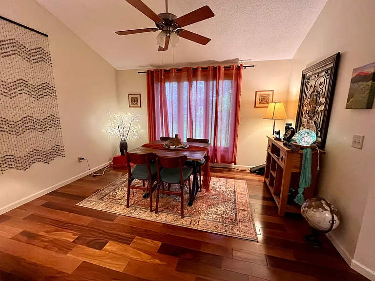2370 Amara Dr — Photo 4